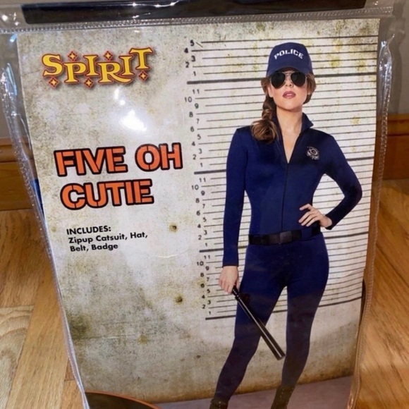 Five Oh Cutie Policewoman Costume. Spirit Halloween Size Small (4-6). Worn Once - Picture 10 of 10